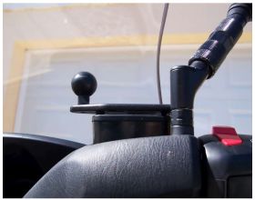 ΑΝΤΑΠΤΟΡΑΣ RAM MOUNT® - κάτω βάση στήριξης σε καπάκι υγρών φρένου/συμπλέκτη -  ΑΝΤΑΠΤΟΡΑΣ RAM MOUNT® - κάτω βάση στήριξης σε καπάκι υγρών φρένου/συμπλέκτη -