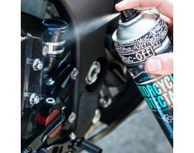 Muc Off Σετ καθαρισμού και προστασίας Moto Duo Care kit - 