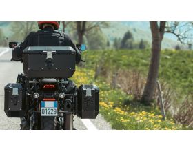 ΒΑΛΙΤΣΑ ΜΗΧΑΝΗΣ GIVI - Trekker 56 Alaska black Monokey® | ALA56B - 