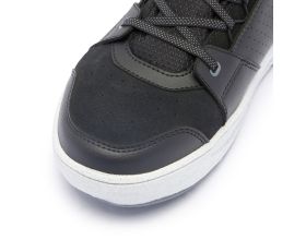 ΜΠΟΤΑΚΙΑ ΜΗΧΑΝΗΣ DAINESE - Suburb D-WP black/white/iron-gate -  ΜΠΟΤΑΚΙΑ ΜΗΧΑΝΗΣ DAINESE - Suburb D-WP black/white/iron-gate -