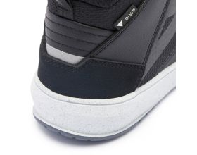 ΜΠΟΤΑΚΙΑ ΜΗΧΑΝΗΣ DAINESE - Suburb D-WP black/white/iron-gate -  ΜΠΟΤΑΚΙΑ ΜΗΧΑΝΗΣ DAINESE - Suburb D-WP black/white/iron-gate -