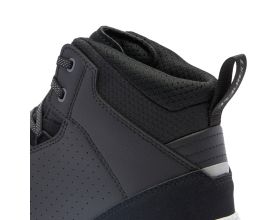 ΜΠΟΤΑΚΙΑ ΜΗΧΑΝΗΣ DAINESE - Suburb D-WP black/white/iron-gate -  ΜΠΟΤΑΚΙΑ ΜΗΧΑΝΗΣ DAINESE - Suburb D-WP black/white/iron-gate -