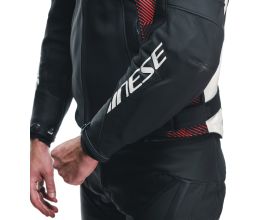 ΜΠΟΥΦΑΝ ΜΗΧΑΝΗΣ DAINESE - Avro 5 Leather black/lava-red/white -  ΜΠΟΥΦΑΝ ΜΗΧΑΝΗΣ DAINESE - Avro 5 Leather black/lava-red/white -