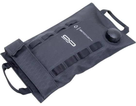 ΣΑΚOΣ GIANT LOOP - Armadillo 1 Galon Black Τσάντα Υγρών 3.8Lt