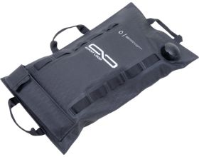 ΣΑΚOΣ GIANT LOOP - Armadillo 2 Galon Black Τσάντα Υγρών 7.6Lt