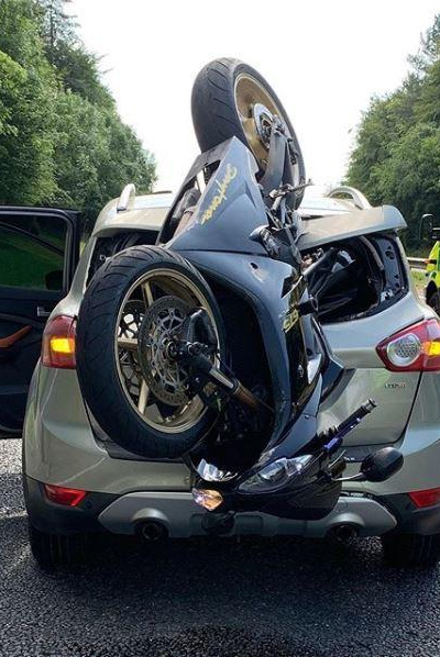 Μη τήρηση αποστάσεων