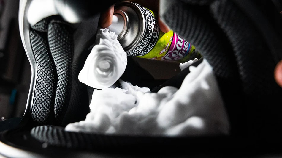 Muc-Off Foam Fresh 400ml αφρός για κράνος και γάντια